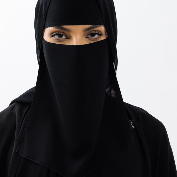 202001385  - نقاب