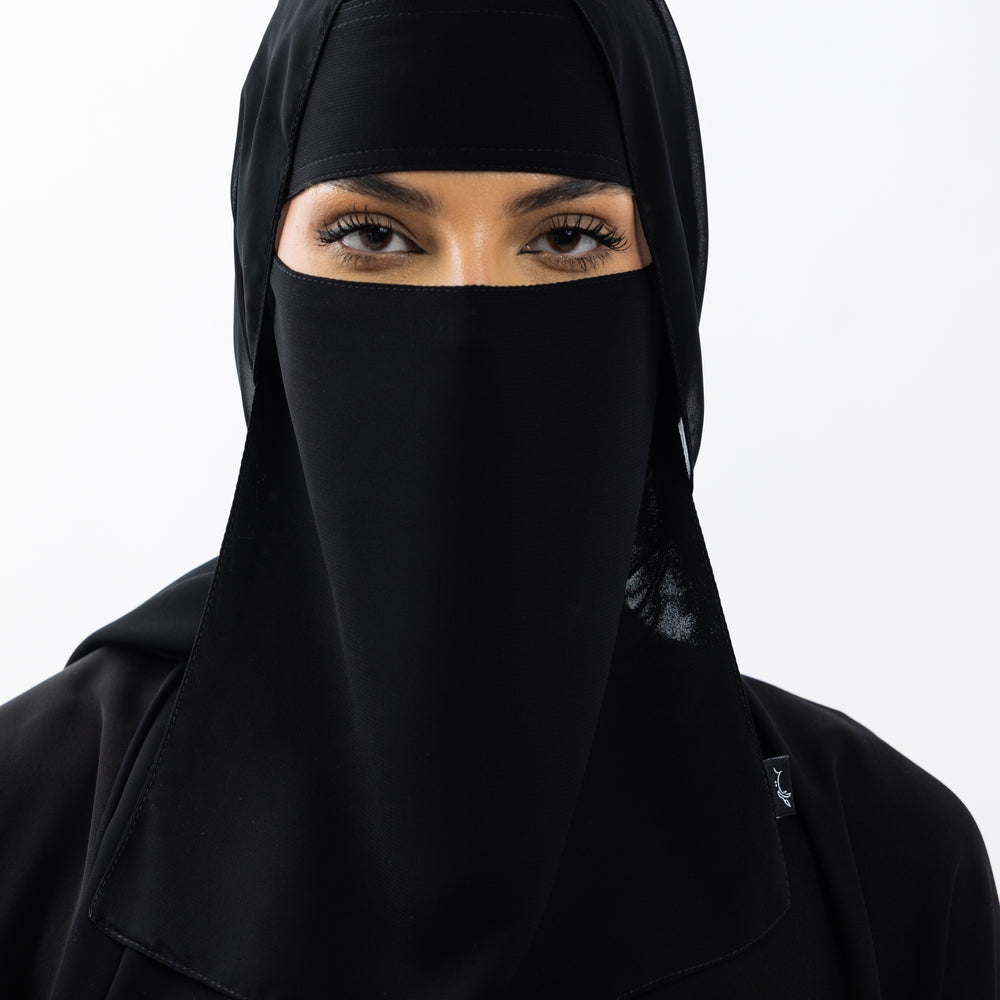 202001385  - نقاب